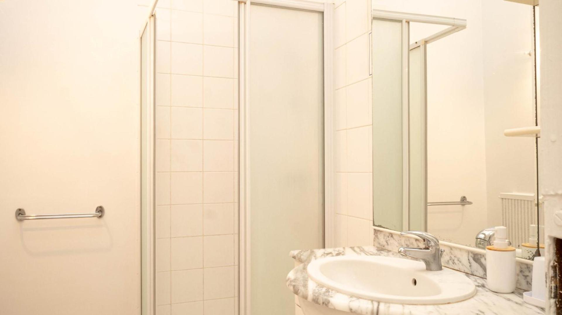 شقة Le Puit De Lumiere - Comfortable T3 In Poitiers! المظهر الخارجي الصورة
